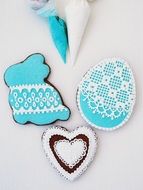 gingerbread cookies in bright blue glaze