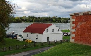 River Niagara Attraction