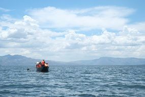 tourist boat on the Erhai Lake