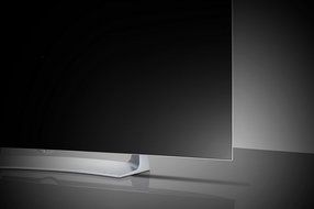 LG Electronics 55EG9100 Curved 55-Inch 1080p Smart OLED TV (2015 Model) N7