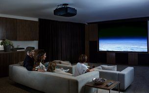Sony VPLVW665ES 4K 3D SXRD Home Theater Projector N5