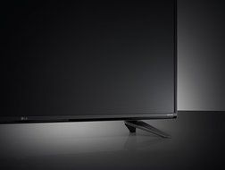 LG Electronics 65UF7700 65-Inch 4K Ultra HD Smart LED TV (2015 Model) N4