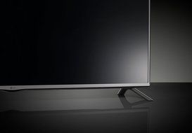 LG Electronics 49LF5500 49-Inch 1080p LED TV (2015 Model) N3