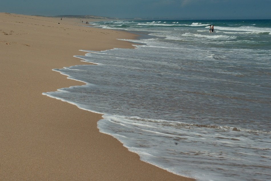 photo of the tide of the Atlantic Ocean