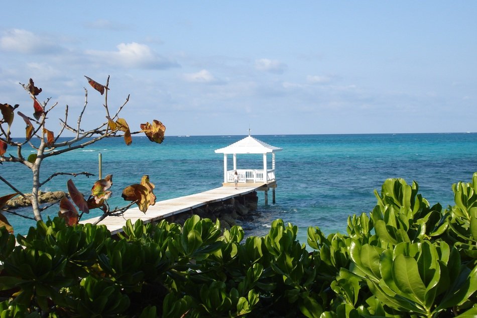 white pier in the bahamas