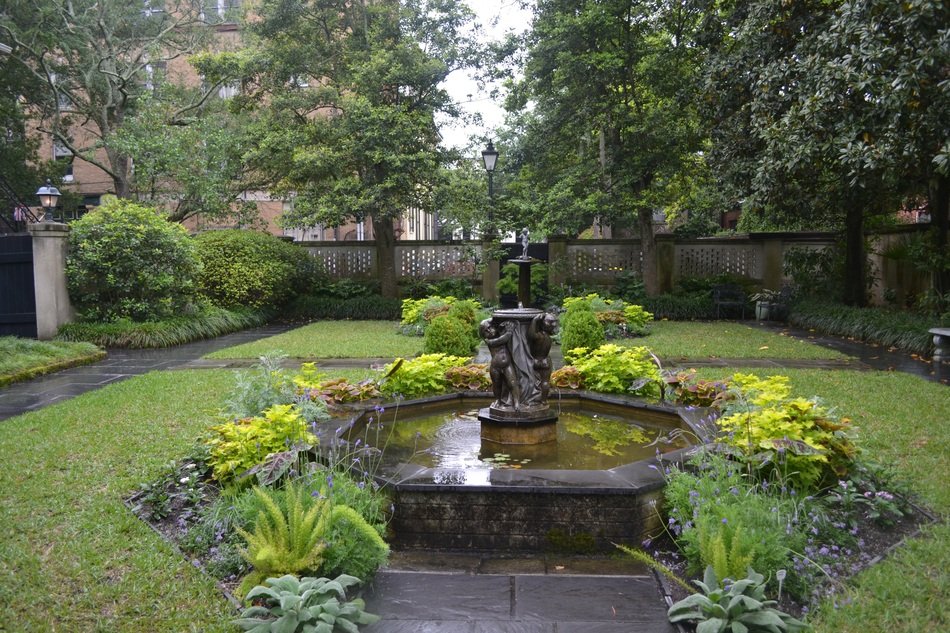 garden fountain with statue in Savannah