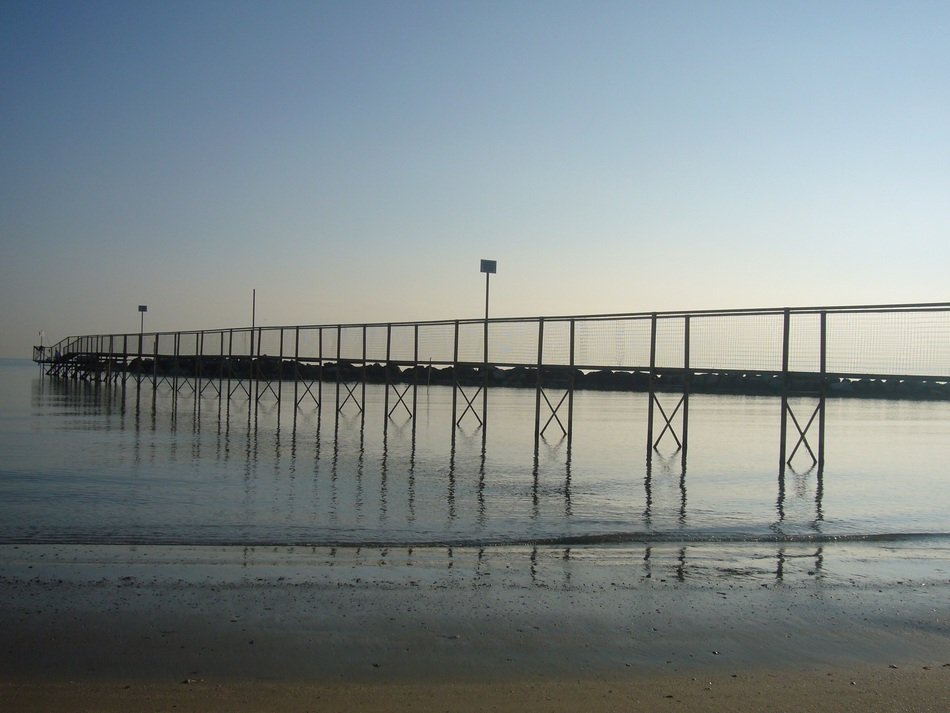 Picture of the bridge on a beach