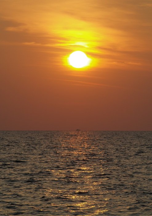 sunset sun over the ocean