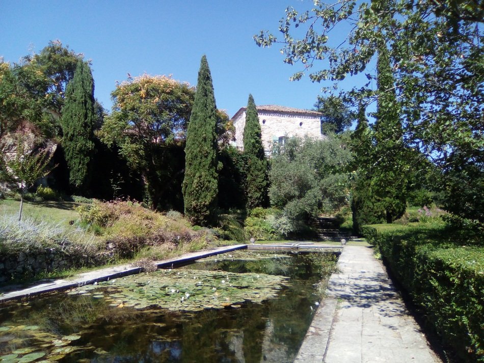 the Gardens of Sardy