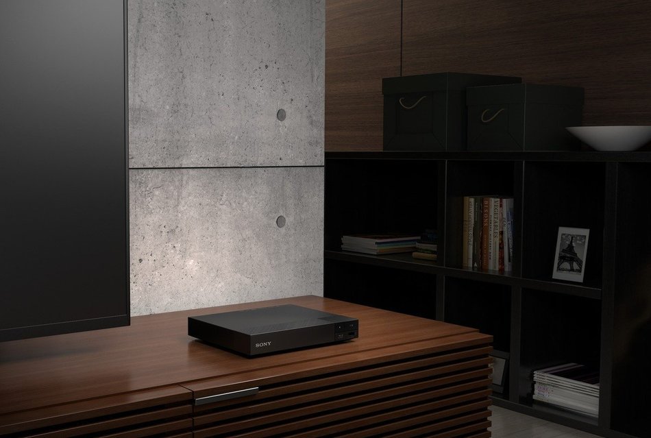 Sony BDPS5500 3D Blu-Ray Player with Wi-Fi (2015 Model) N8