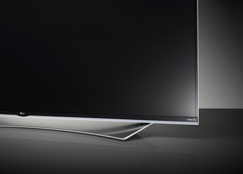 LG Electronics 65UF9500 65-Inch 4K Ultra HD 3D Smart LED TV (2015 Model) N6