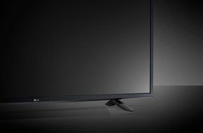 LG Electronics 43UF6400 43-Inch 4K Ultra HD Smart LED TV (2015 Model) N4