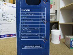 Insignia 40 LED 1080p Smart HDTV Roku TV N4