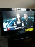 Emerson 19" LCD 720p 60Hz HDTV/DVD | LD190EM2 N3