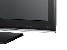 Samsung LN40C530 40-Inch 1080p 60 Hz LCD HDTV (Black) (2010 Model) N9