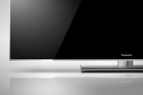 Panasonic VIERA TC-P65VT50 65-Inch 1080p Full HD 3D Plasma TV (2012 Model) N7