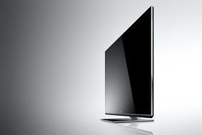 Panasonic VIERA TC-P60GT50 60-Inch 1080p 600Hz Full HD 3D Plasma TV (2012 Model) N2
