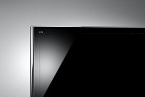 Panasonic VIERA TC-P60GT50 60-Inch 1080p 600Hz Full HD 3D Plasma TV (2012 Model) N4