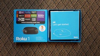 Roku 1 Streaming Player (Black) (Roku 2710RW) Special VUDU Edition with $5 VUDU credit N4
