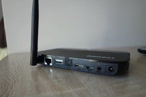 Topsion Smart Internet TV Box CS918 Android 4.4 Quad Core 2GB/8GB Google Streaming Media Player Full HDMI Support... N8