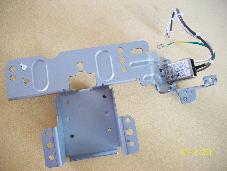 EMI Filter 06GEEW3Q from Sony KDL-40V3000 LCD TV & Bracket 40/46 N2