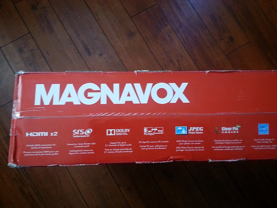 Magnavox 32ME303V LED HDTV, 32", 720p, Black N4