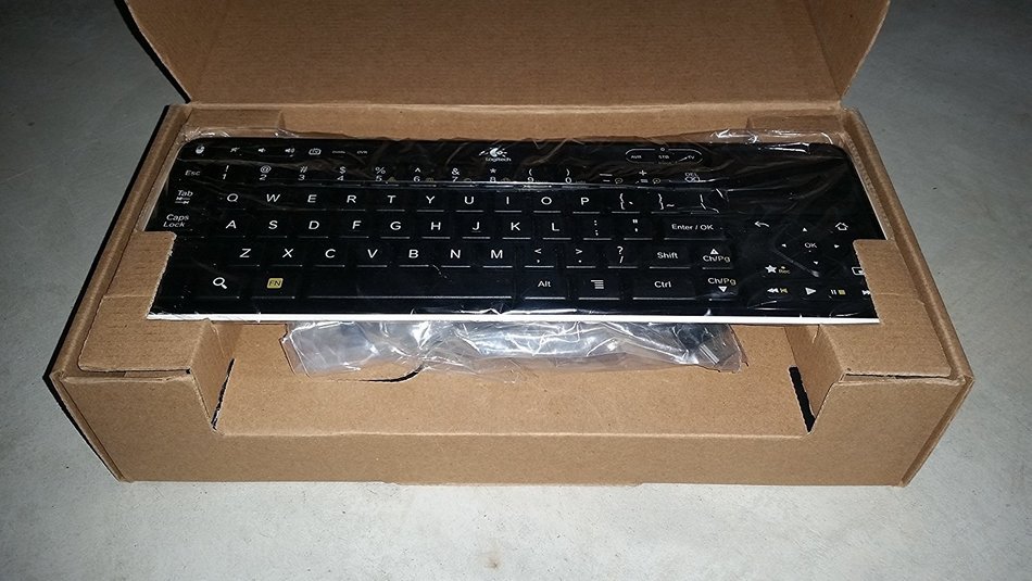 Logitech Revue Companion Box and Keyboard Controller N2