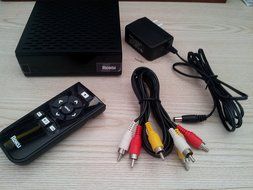 Roku N1100 HD Media Player (Old Model) N2