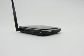 HONOT TV BOX Streaming Media Player Andriod 4.4 Quad Core 2GB/32GB with Remote Controller Support Full HD Output... N5