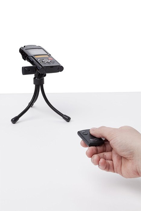 OLYMPUS LinearPCM ICRecorder LS-20M Black with 2GB SD card Full hi-vision movie LS-20M N10