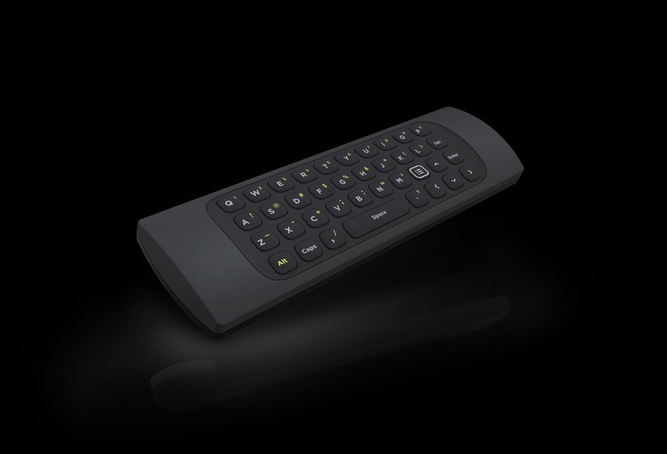 The Boxee Box by D-Link HD Streaming Media Player N5