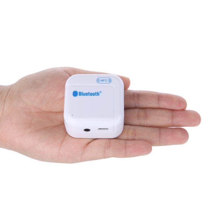 Andoer H-266 3.5mm USB NFC Wireless Bluetooth Stereo Audio Music Receiver Adapter White N2
