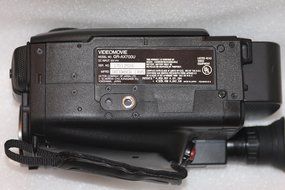 JVC GR-AX700U VHS-C Camcorder with 12x Hyper Zoom and Color Viewfinder N3