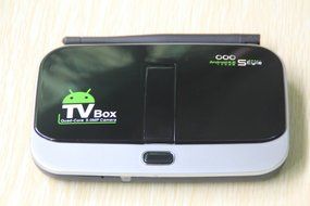 CS918 Smart 1G 8G PC TV Box XBMC Android 4.4 Quad Core ARM Cortex A9 HDMI Player