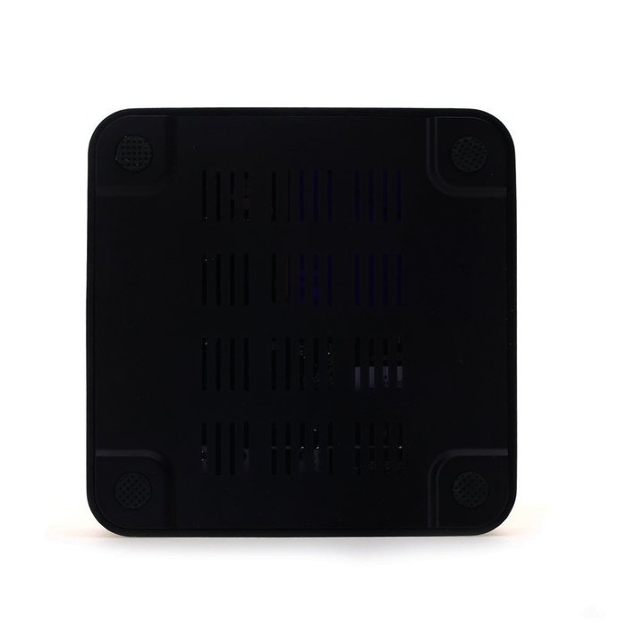 Wayer MX4 RK3229 Quad Core Wifi Smart Android 4.4 Media Player TV Box Kodi Fully Loaded IR 1GB 8GB with Remote... N9
