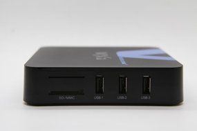 Voxlink TVBox MXAmlogic S805 QuadCore ARMCortex A5 up to 1.5GHz Quad-core Mali-450MP GPU@600MHz+, IPTV Android... N6