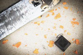 Skullcandy Shrapnel Water-resistant Drop-proof Bluetooth Portable Speaker with On-Board Mic, Black N9