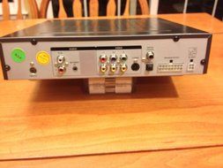 HTS-ES1 12 Volt RV Home Theater System AM/FM/CD/DVD with Karaoake N2