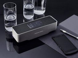 KEF Porsche Design GRAVITY ONE Bluetooth Speaker N7