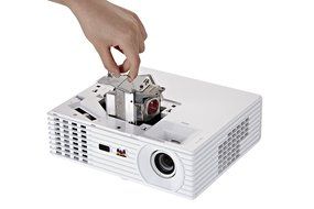 ViewSonic PJD5234L XGA DLP Projector, 3000 Lumens, 3D Blu-Ray w/HDMI, 120Hz, White N6