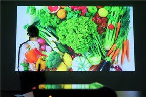 DLP 3D Projector 1080P Full HD Beamer Win10 OS 1280x800 WIFI Bluetooth HDMI USB LED Lamp 1G+32G for Home Theater... N2