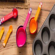 12-Piece Bakeware Set A Necessity in The Kitchen For Those who love to bake cookies A Nonstick Baking Sheet Durable... N3