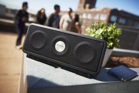 TDK Life on Record A33 Wireless Weatherproof Speaker N10