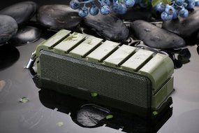 Waterproof Bluetooth Speaker - Ultra Portable Wireless Stereo Speaker - 10W Output Power with Enhanced Bass CSR4.0... N16