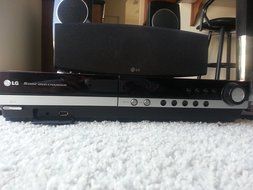 LG Electronics LHT874 1000W 5.1-Ch. Home Theater System with Upconvert DVD/CD Player N2