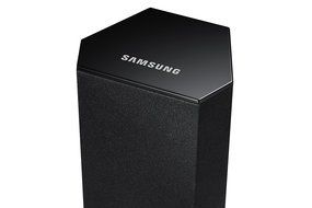Samsung HT-J4500 5.1 Channel 500 Watt 3D Blu-Ray Home Theater System (2015 Model) N4