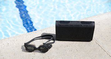 BRAVEN BALANCE Portable Wireless Bluetooth Speaker [18 Hour Playtime][Waterproof] Built-In 4000 mAh Power Bank... N16