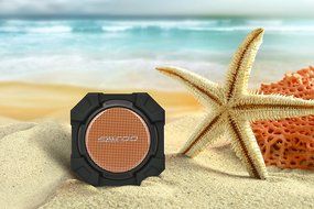 Saicoo Outdoor Bluetooth Speaker with IPX7 Waterproof and Swimming Pool Floating Speaker N9