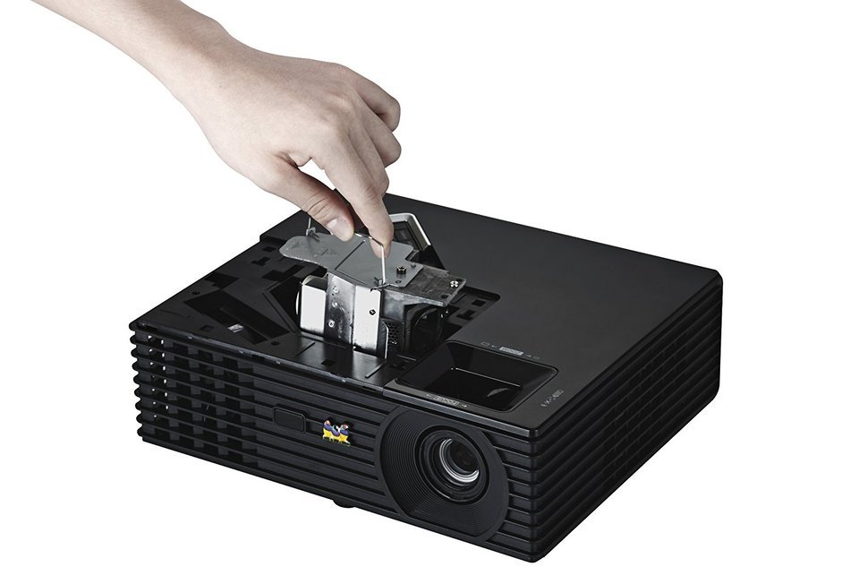 ViewSonic PJD5232L XGA DLP Projector, 3000 Lumens,PC 3D-Ready/120Hz, White N16