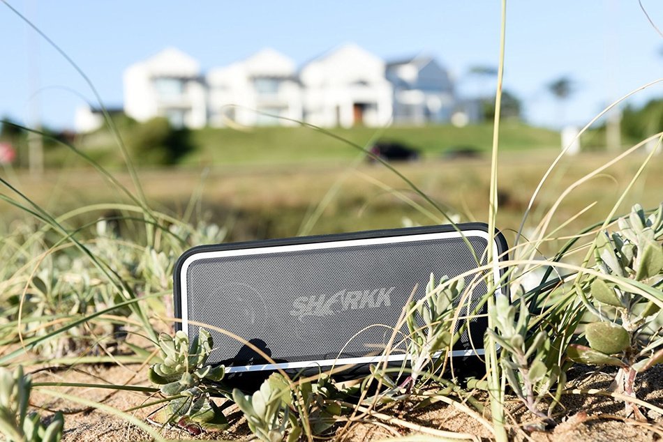 SHARKK MAKO Bluetooth Speaker 20W IP67 Waterproof Speaker with Maxbass Technology and 4400mAh Battery Power Bank... N5